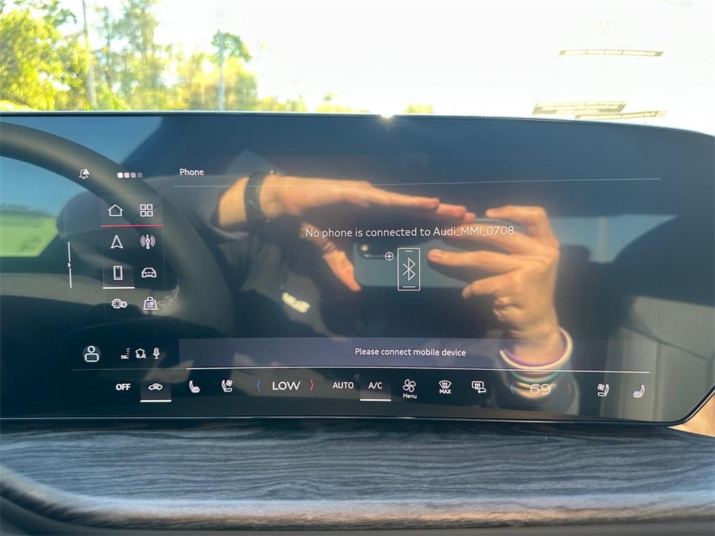 new 2025 Audi Q5 car, priced at $62,080