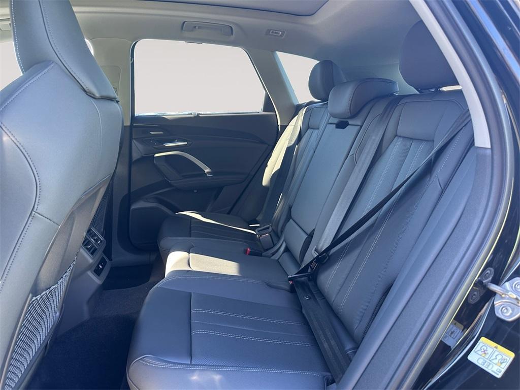 new 2025 Audi Q5 car, priced at $62,080