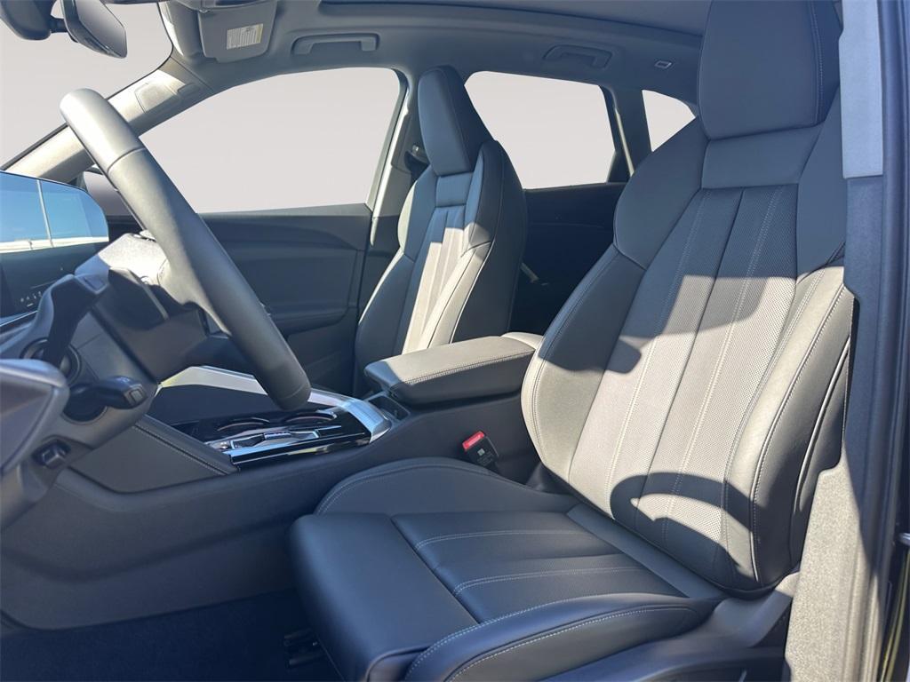 new 2025 Audi Q5 car, priced at $62,080