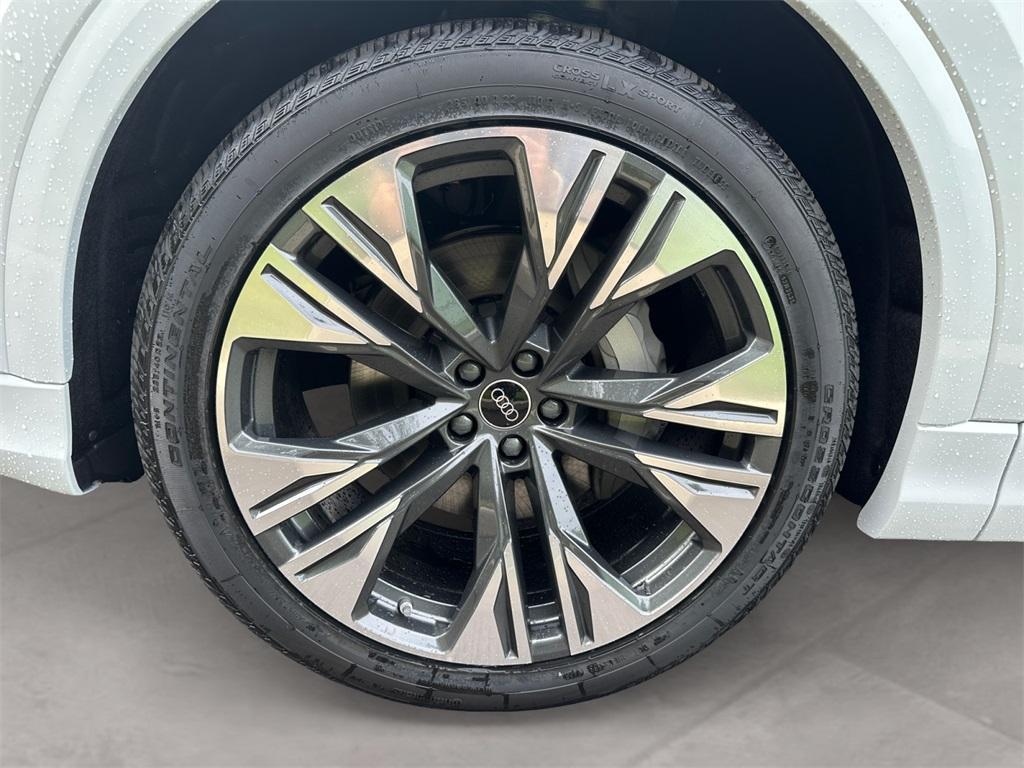 new 2026 Audi Q8 car, priced at $86,300