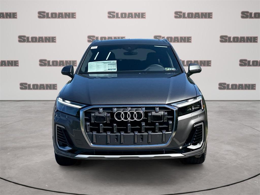 new 2025 Audi Q7 car, priced at $76,440