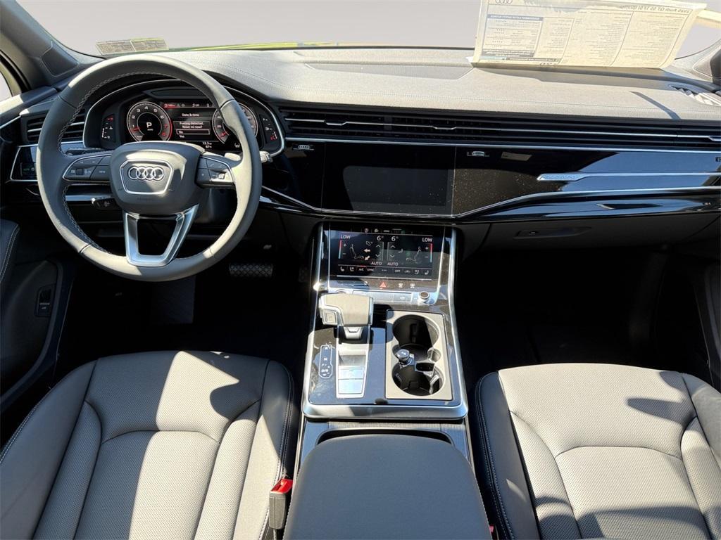new 2025 Audi Q7 car, priced at $76,440