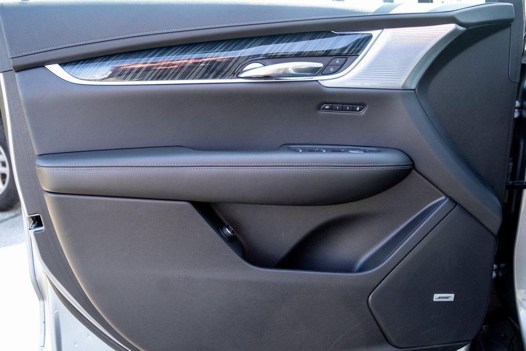 used 2023 Cadillac XT6 car, priced at $41,593