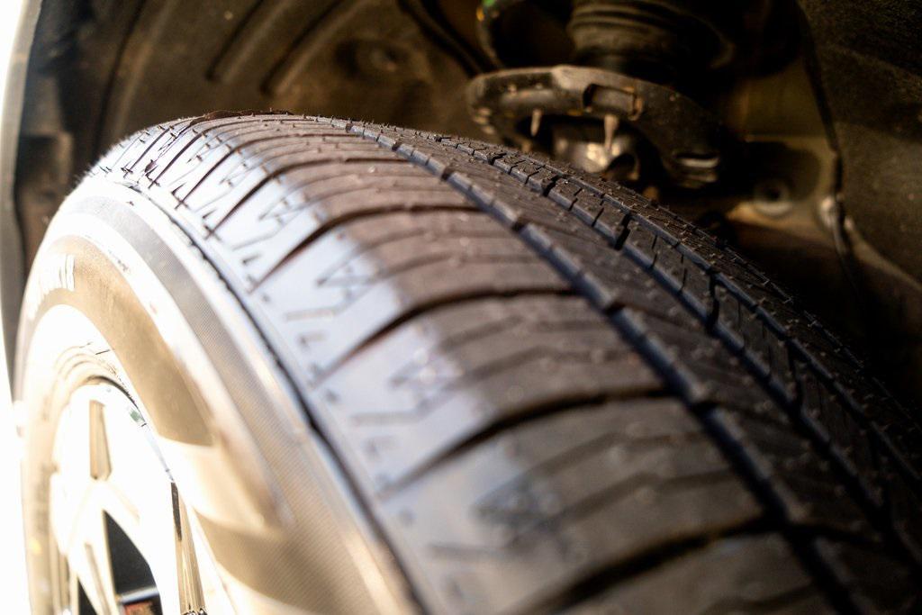 used 2025 Hyundai Santa Fe car, priced at $33,918