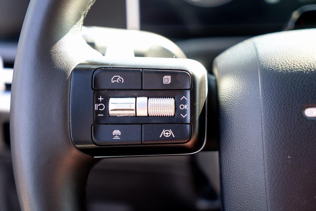 used 2025 Hyundai Santa Fe car, priced at $33,918