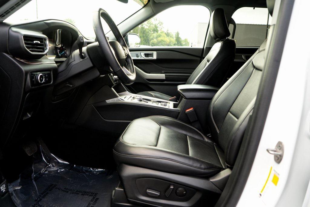 used 2023 Ford Explorer car, priced at $32,286