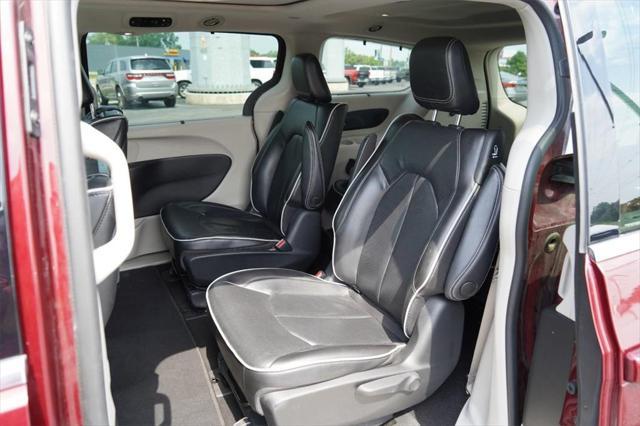 used 2022 Chrysler Pacifica Hybrid car, priced at $27,379