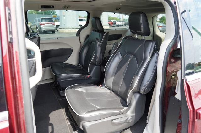 used 2022 Chrysler Pacifica Hybrid car, priced at $27,693