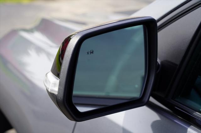 used 2022 GMC Acadia car, priced at $27,994