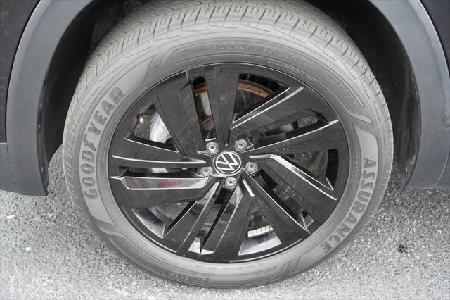 used 2022 Volkswagen Atlas Cross Sport car, priced at $28,468