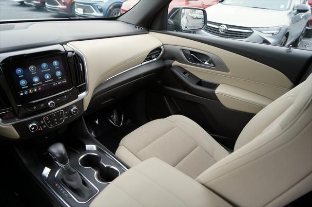 used 2022 Chevrolet Traverse car, priced at $24,896