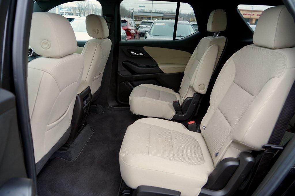used 2022 Chevrolet Traverse car, priced at $24,818