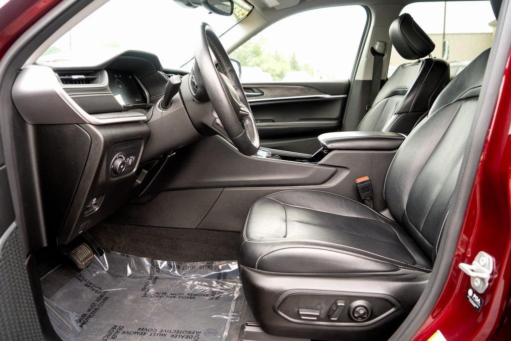 used 2021 Jeep Grand Cherokee L car, priced at $31,148
