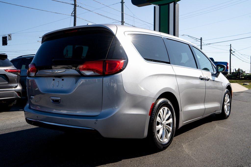 used 2018 Chrysler Pacifica car, priced at $13,339