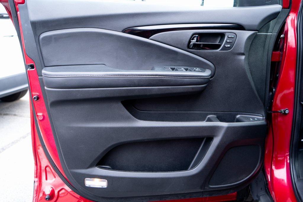 used 2023 Honda Passport car, priced at $35,992