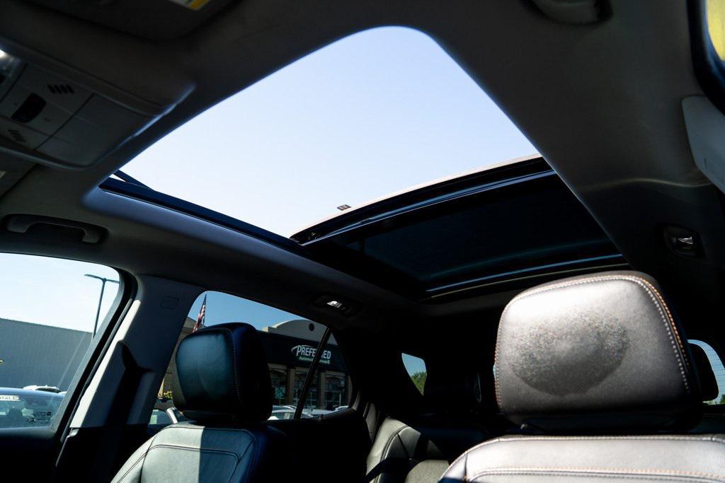 used 2020 Chevrolet Equinox car, priced at $17,233