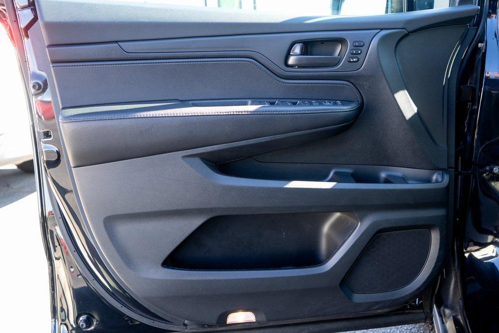 used 2024 Honda Odyssey car, priced at $35,959