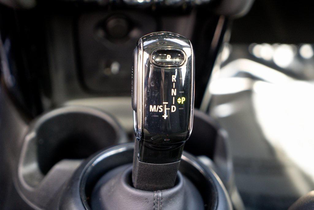 used 2022 MINI Hardtop car, priced at $20,987