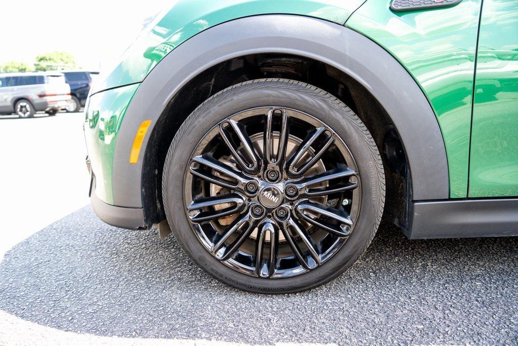 used 2022 MINI Hardtop car, priced at $20,987