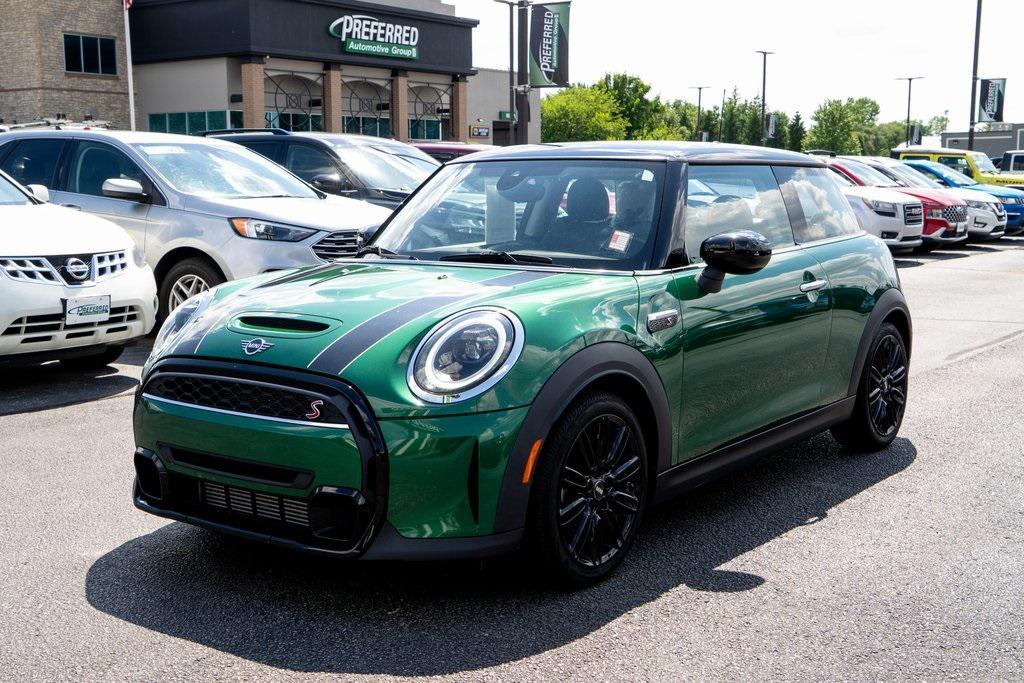 used 2022 MINI Hardtop car, priced at $21,453