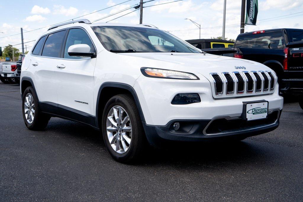 used 2016 Jeep Cherokee car, priced at $15,998