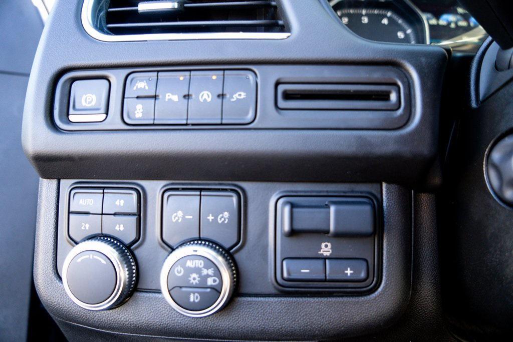 used 2021 GMC Yukon XL car, priced at $43,505