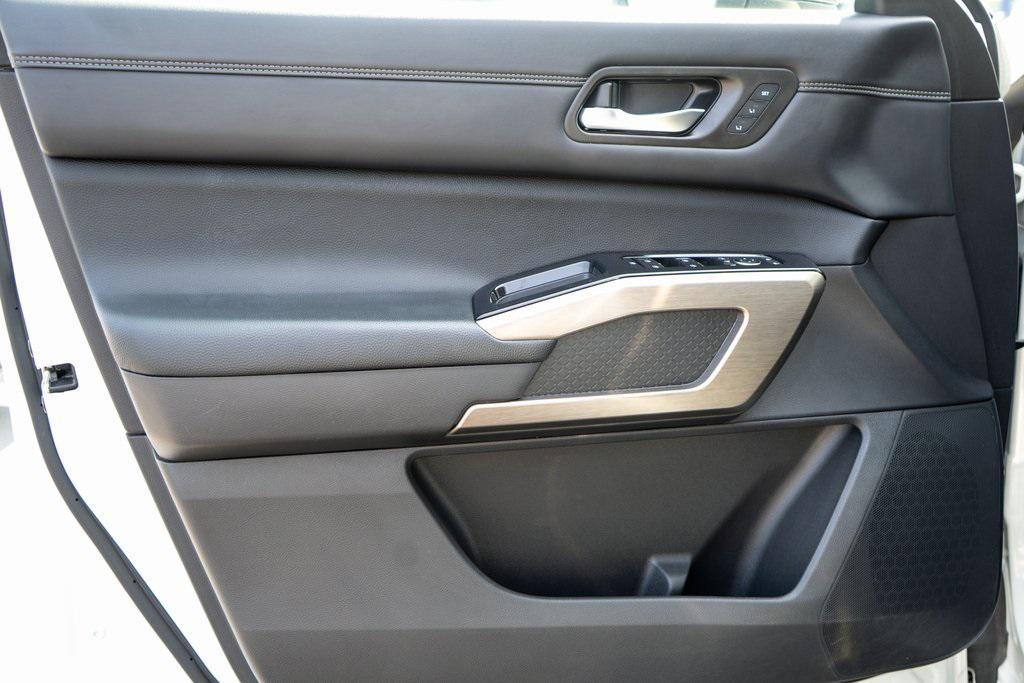 used 2023 Nissan Pathfinder car, priced at $39,560