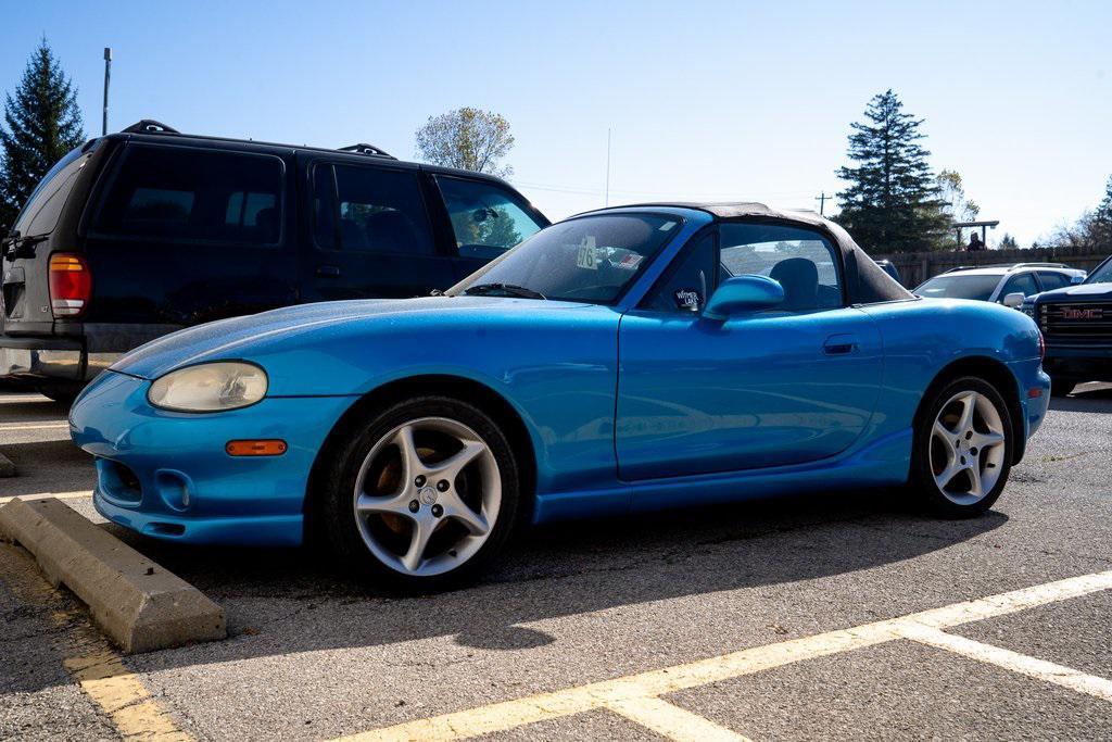 used 2000 Mazda MX-5 Miata car, priced at $10,443