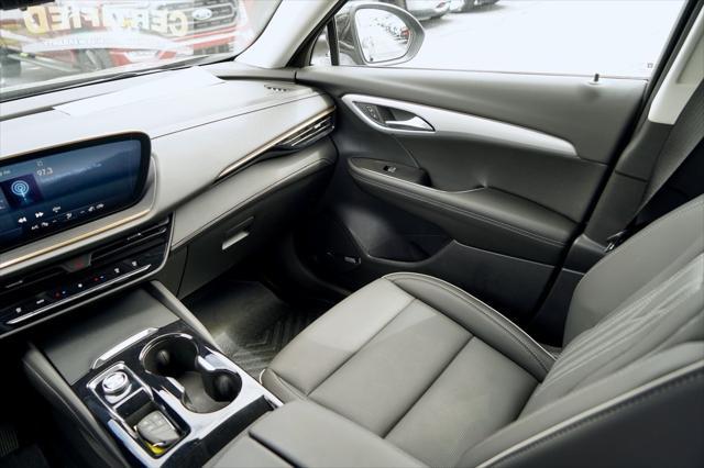 used 2025 Buick Envision car, priced at $44,023