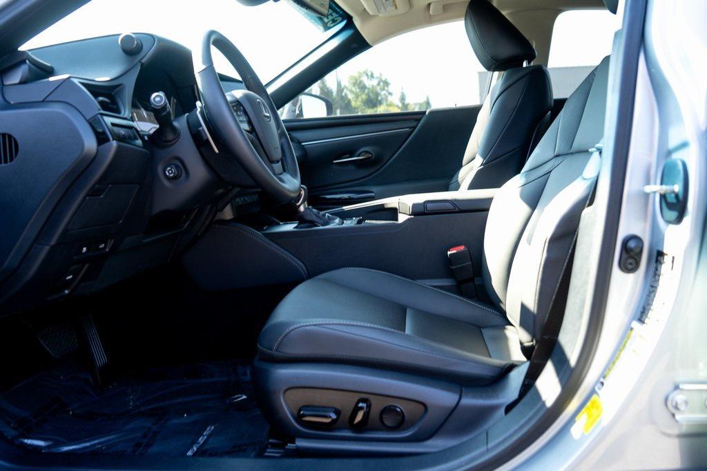 used 2024 Lexus ES 350 car, priced at $38,799