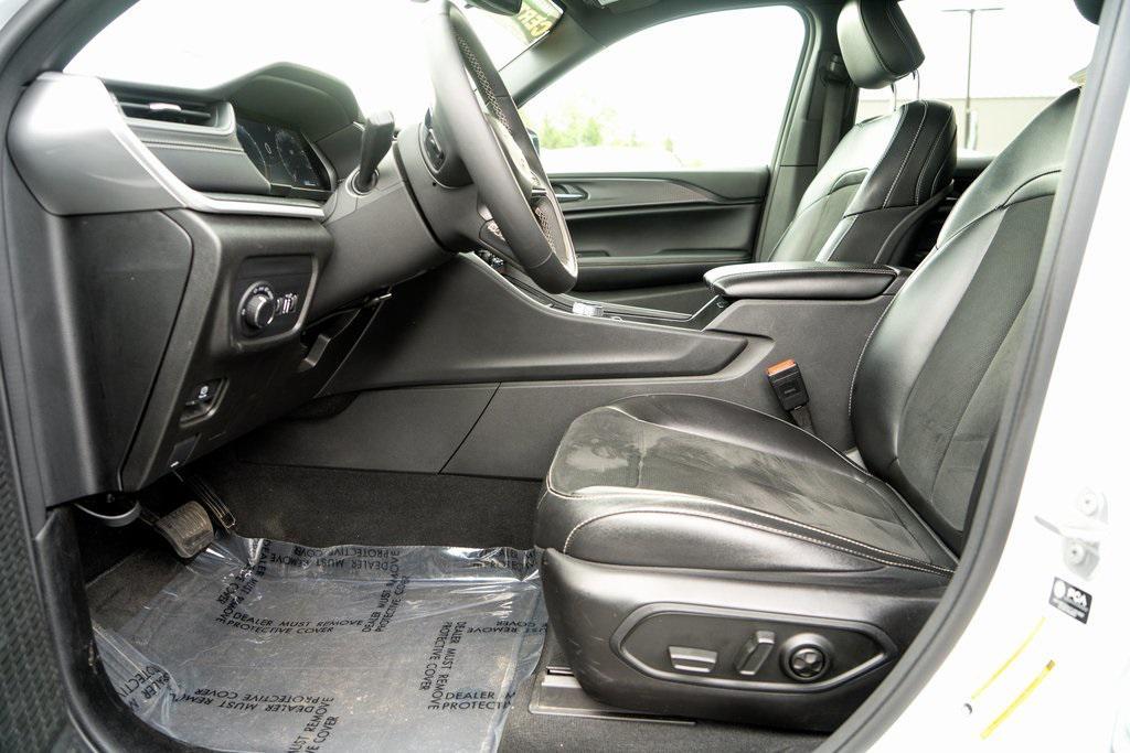 used 2024 Jeep Grand Cherokee L car, priced at $32,713