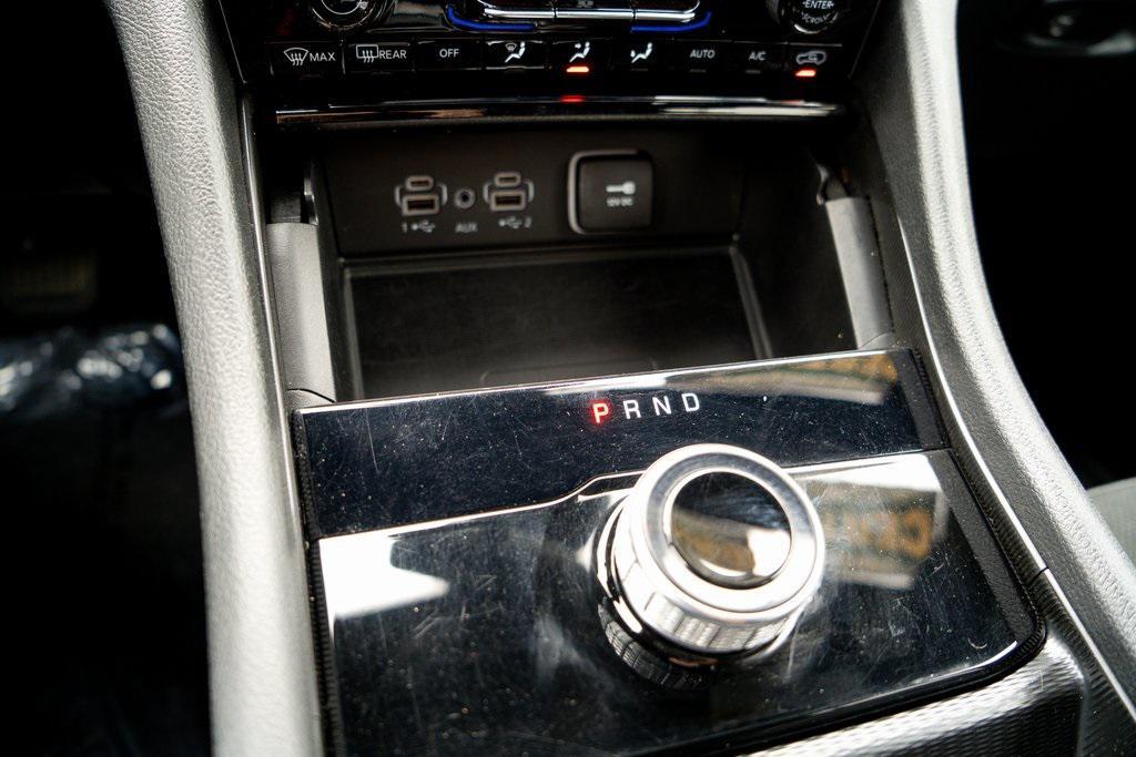 used 2024 Jeep Grand Cherokee L car, priced at $32,713
