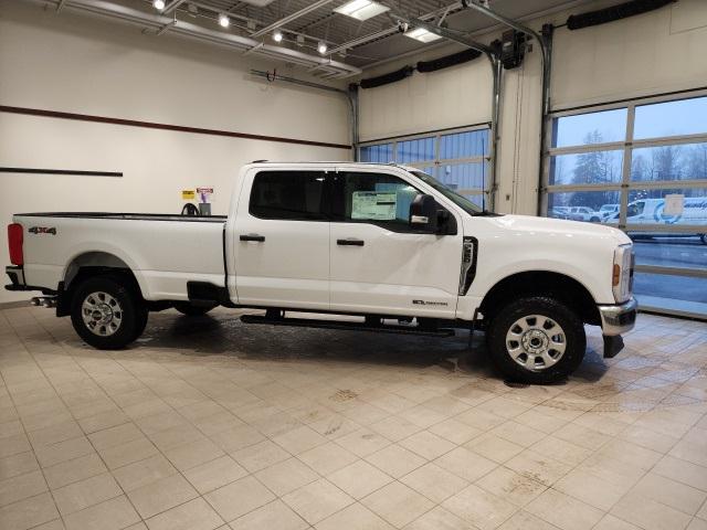 new 2024 Ford F-350 car, priced at $70,645