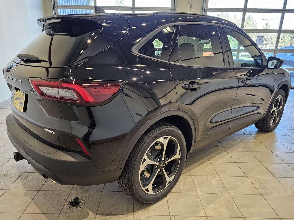 new 2025 Ford Escape car, priced at $37,055