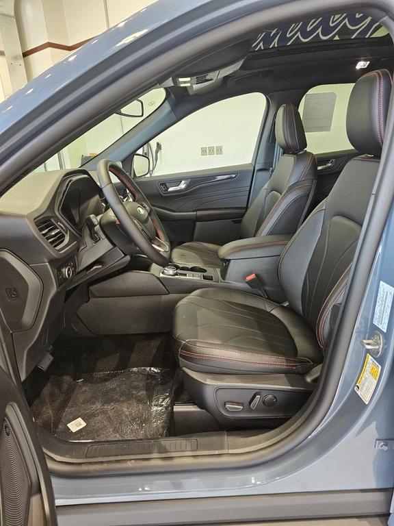 new 2025 Ford Escape car, priced at $38,780