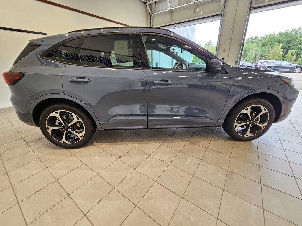 new 2025 Ford Escape car, priced at $38,780