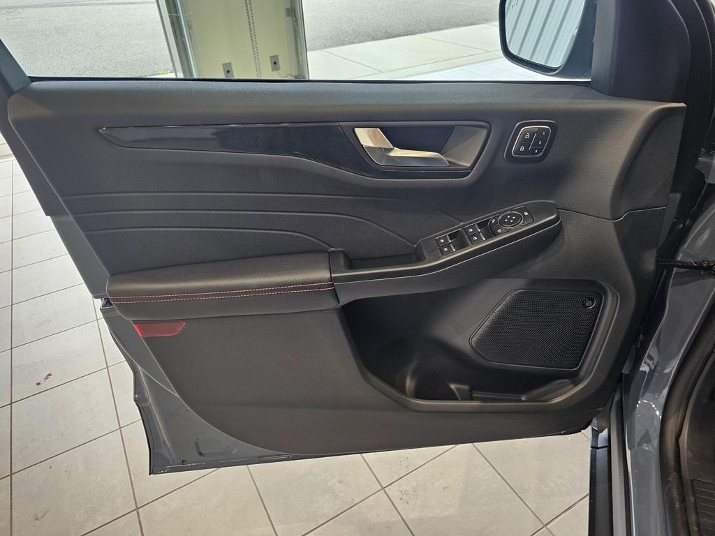 new 2025 Ford Escape car, priced at $38,780