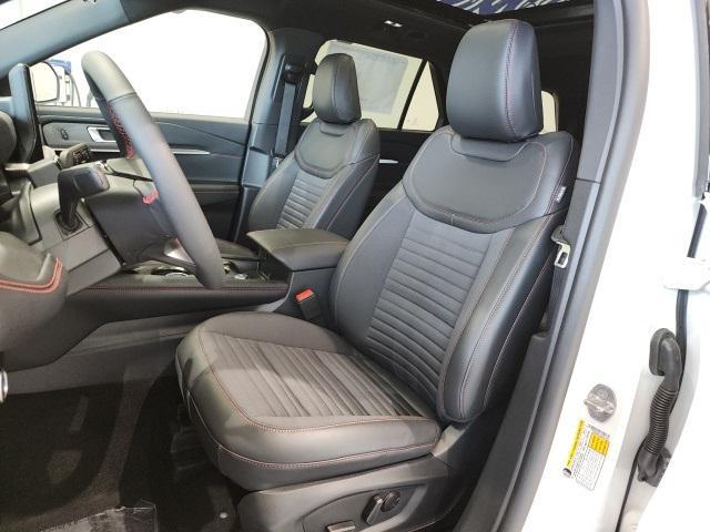 new 2025 Ford Explorer car, priced at $51,655