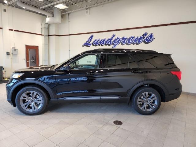 new 2024 Ford Explorer car, priced at $49,220