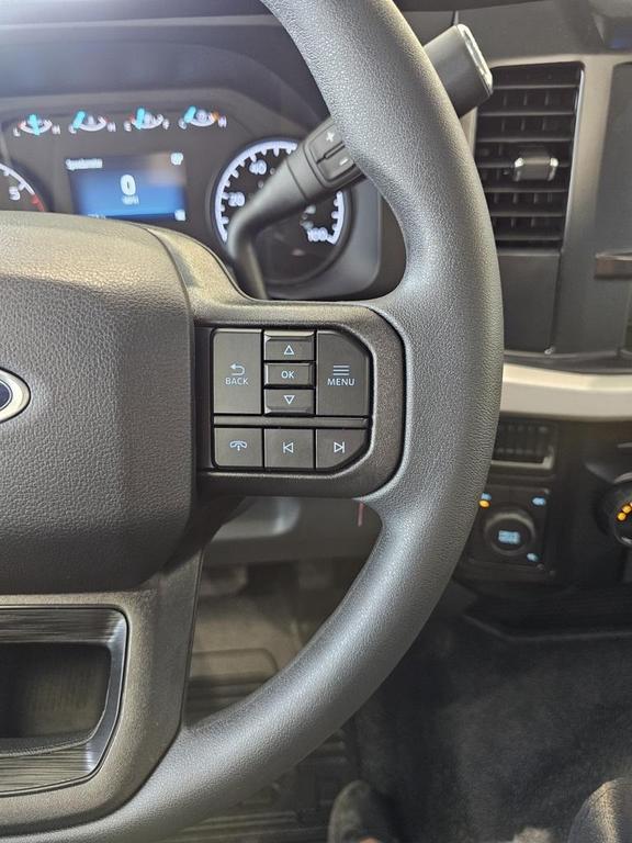 new 2025 Ford F-250 car, priced at $49,620