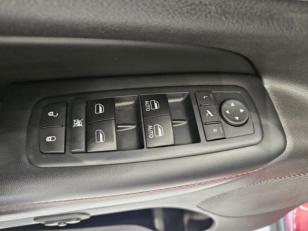 used 2017 Jeep Grand Cherokee car, priced at $16,895
