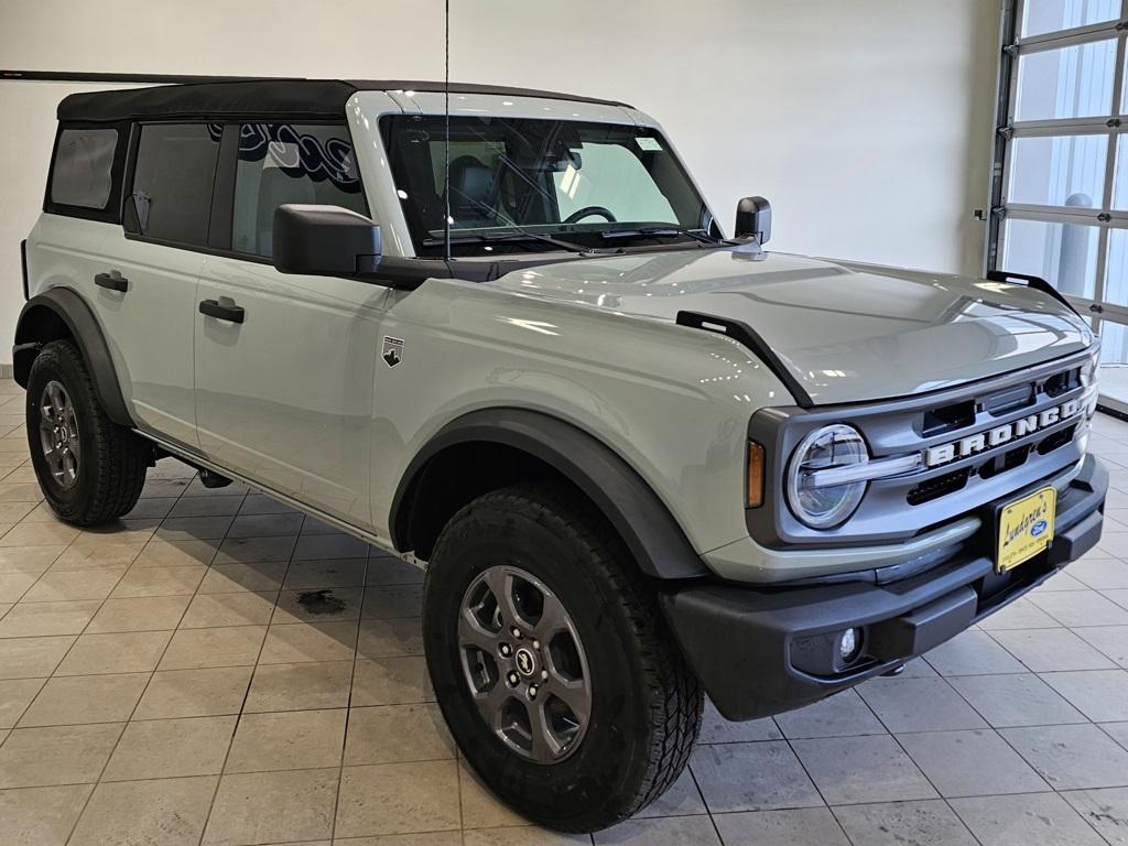 used 2024 Ford Bronco car, priced at $40,435