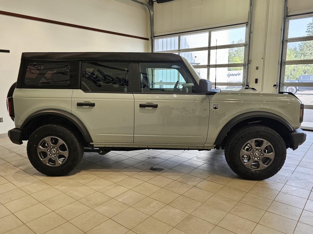 used 2024 Ford Bronco car, priced at $40,435