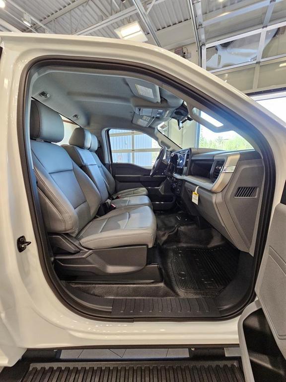 new 2025 Ford F-250 car, priced at $50,015