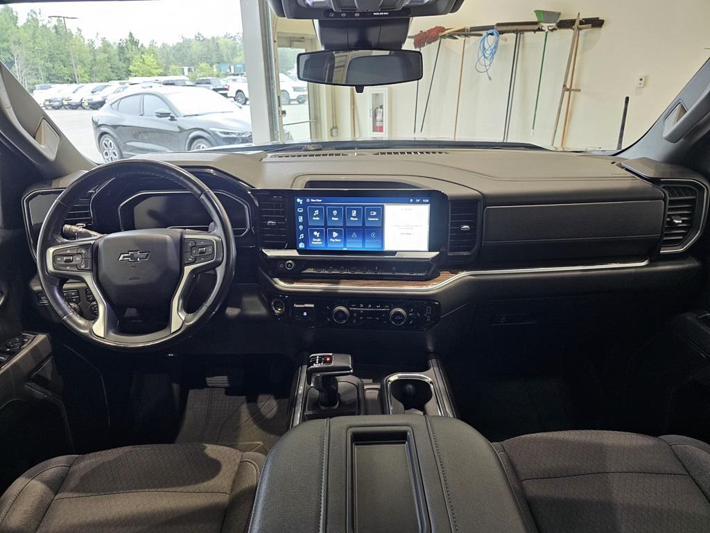 used 2022 Chevrolet Silverado 1500 car, priced at $42,750