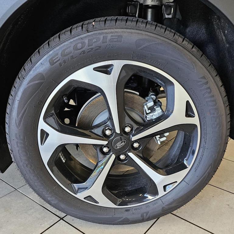 new 2025 Ford Escape car, priced at $37,010