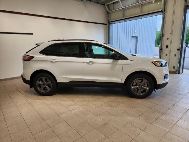 new 2024 Ford Edge car, priced at $40,529