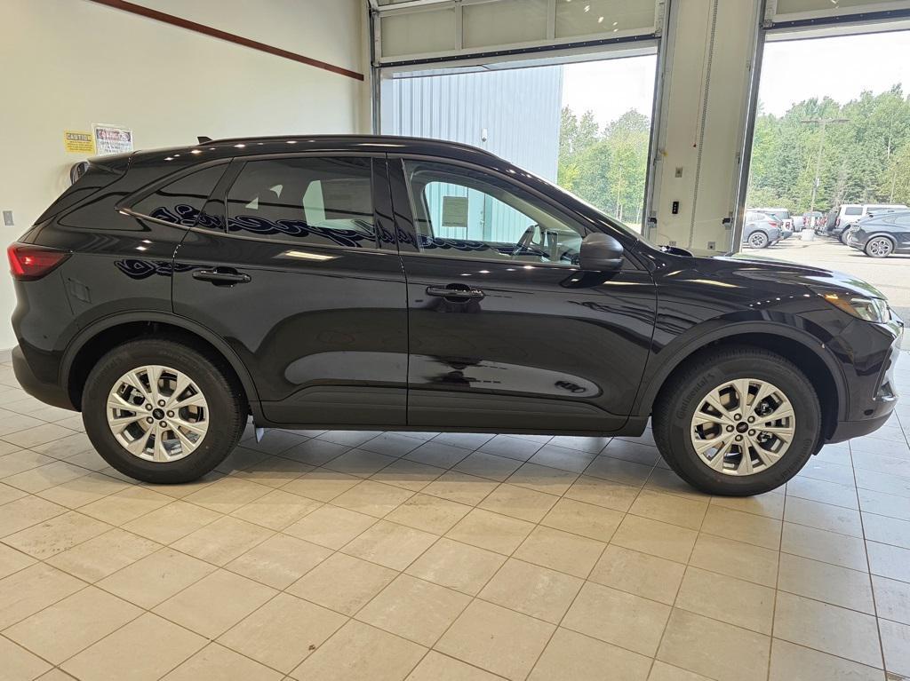 new 2025 Ford Escape car, priced at $35,515