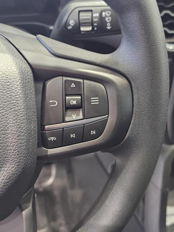 new 2025 Ford Ranger car, priced at $38,580