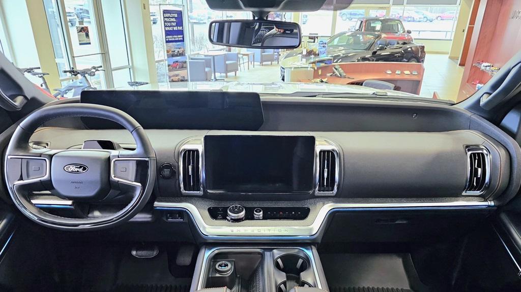 new 2025 Ford Expedition car, priced at $84,220